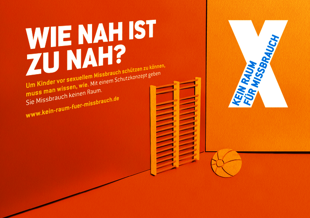 Kampagnenmotiv der Kampagne "Kein Raum für Missbrauch" - "Wie nah ist zu nah?"